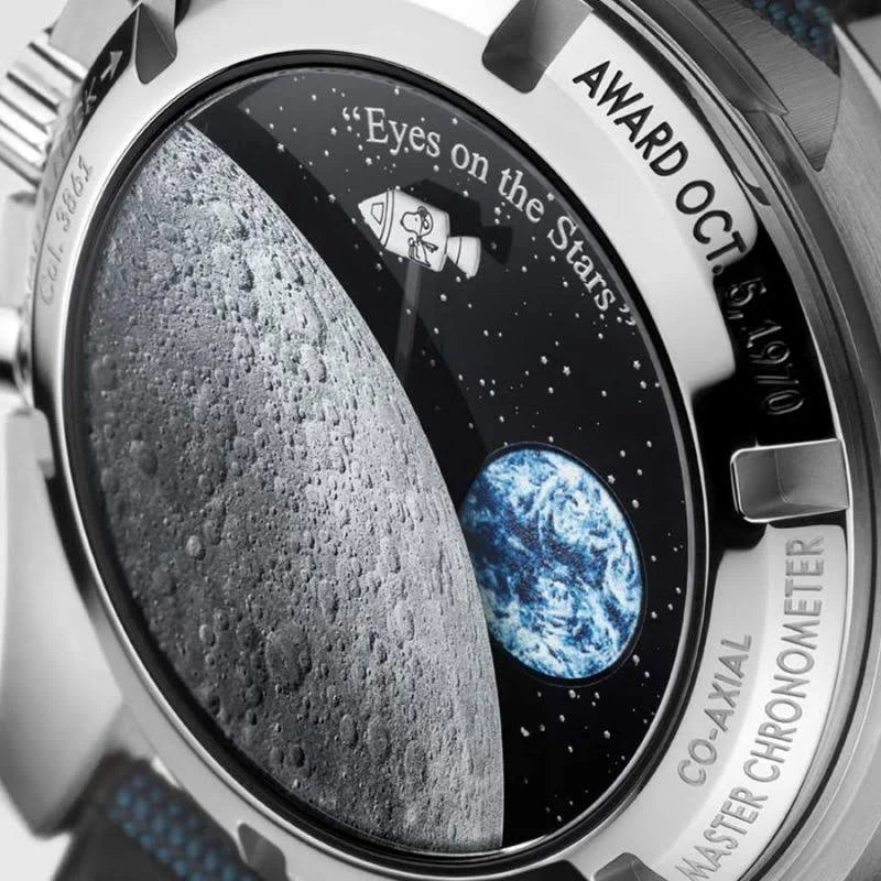 Relógio Omega Speedmaster " Snoopy Award" Anniversary Series Watch (Snoopy se movimenta) - Super Clone (Acompanha Caixa e Documentos)