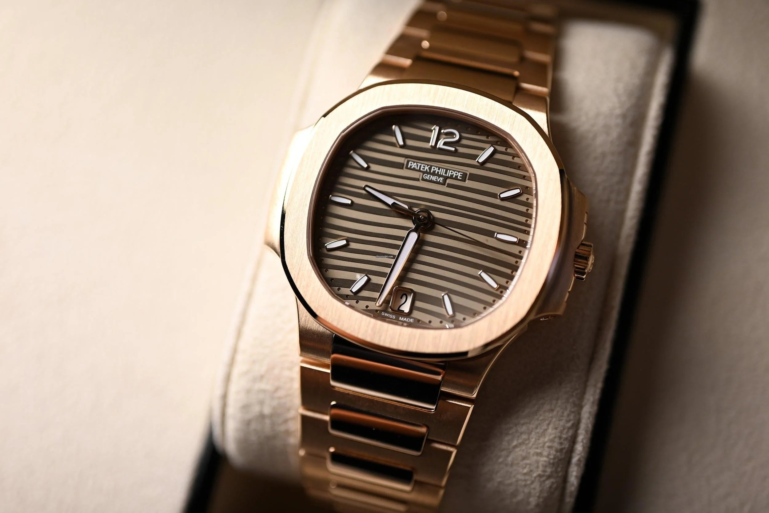 Relógio Nautillus 40mm